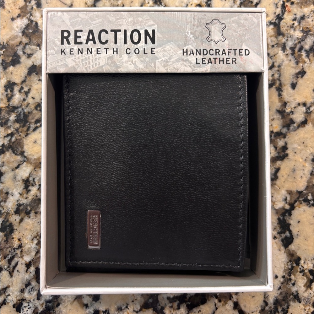 Kenneth Cole Reaction Men's Black Leather Bifold Wallet with Metal Logo